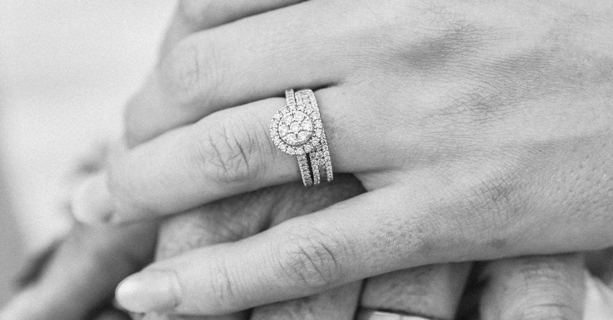Factors That Affect Ring Size Choices for Different Gemstones