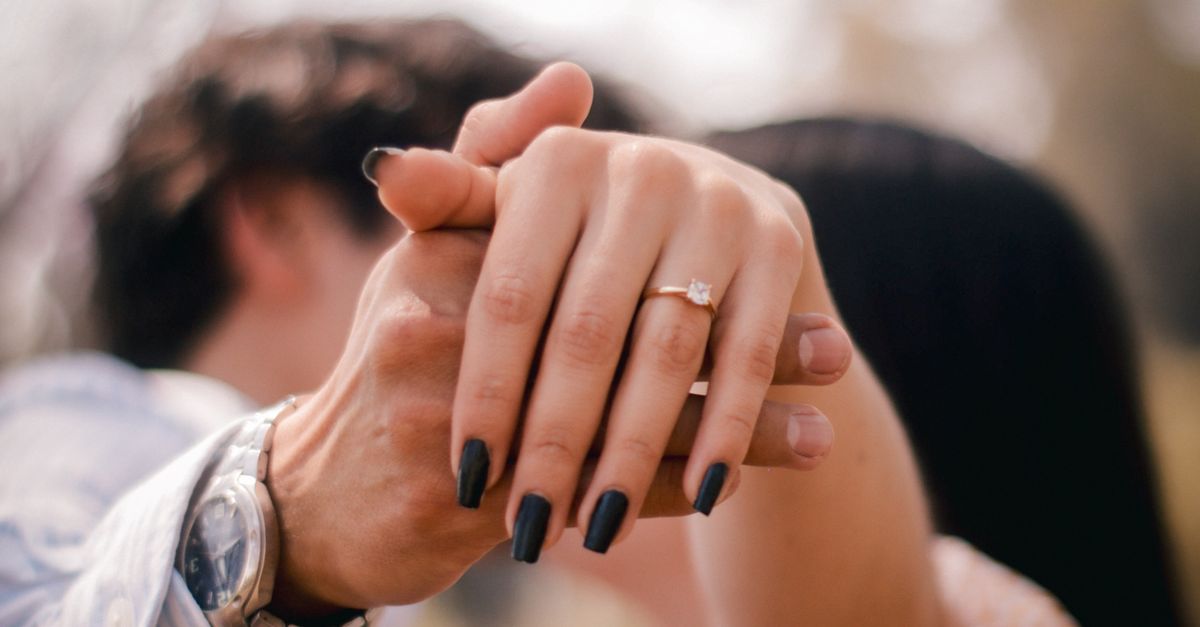 How to Incorporate Antique Features in Your Vintage Engagement Ring