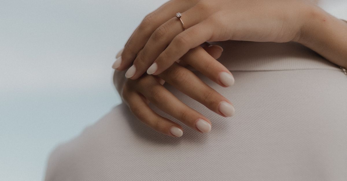 Incorporating Personal Stories into Your Engagement Ring Band Design