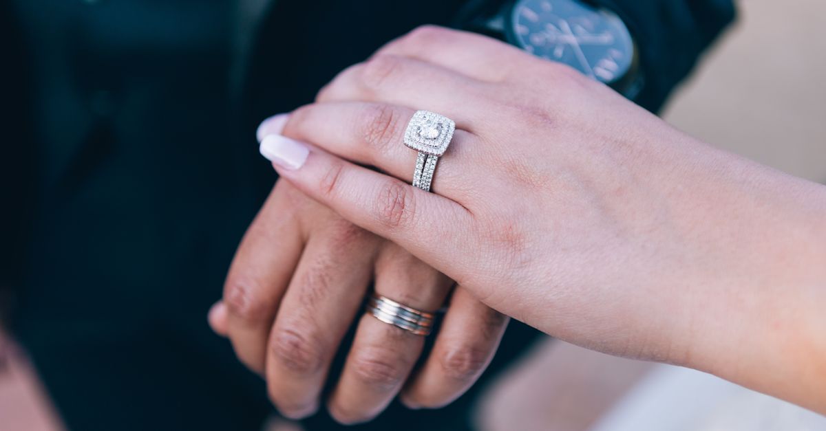 The Importance of Setting a Maximum Spend on Engagement Rings