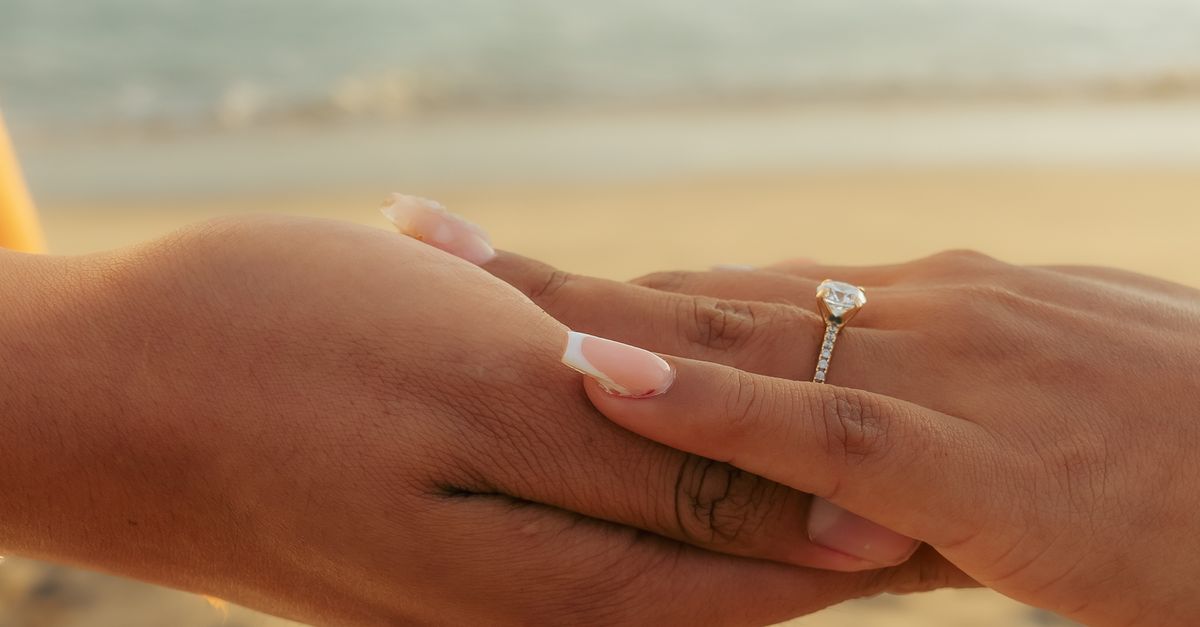 What to Expect in a Custom Engagement Ring Consultation